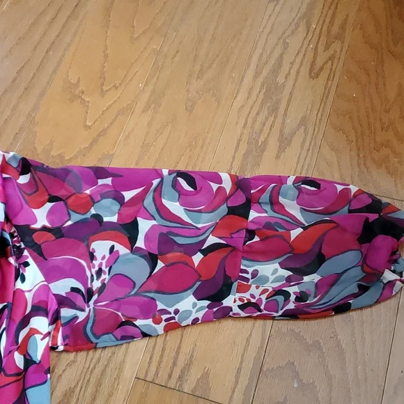 Blouse - Picture 2 of 4